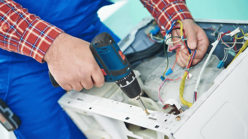 Ahmetli Baxi Baxi çamaşır makinesi kart tamiri – Su almama arızası orijinal parça ile giderildi. - Teknik servis örneği